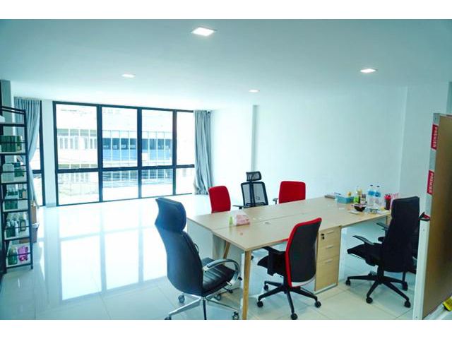 MRT สามย่าน 62ตรว.3คูหา มีลิฟท์ ตลาดสามย่าน