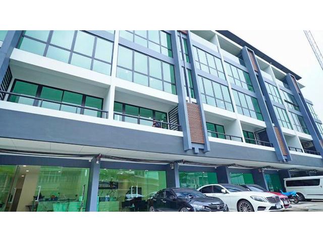 ตลาดสามย่าน จอด9คัน 62ตรว.MRT สามย่าน 3คูหามีลิฟท์