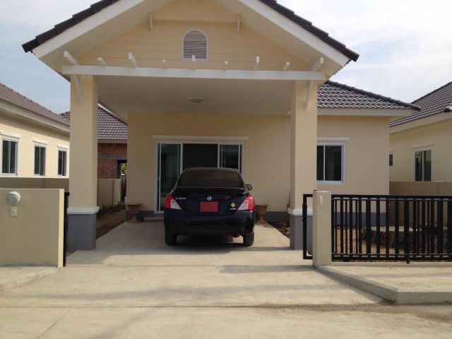 ขายด่วนบ้านเดี่ยวชั้นเดียวขายพร้อมเฟอร์นิเจอร์