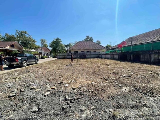 ขายที่ดินสวยทำเลดีถมที่เเล้ว ราคาถูกมากก!!