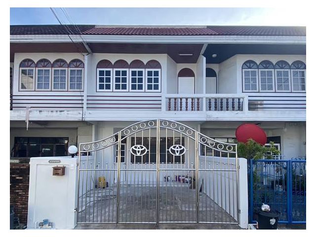 ปล่อยเช่าทาวน์เฮ้าส์ รีโนเวทใหม่ทั้งหลังสวยๆ 2 ชั้น ลาดพร้าว 87