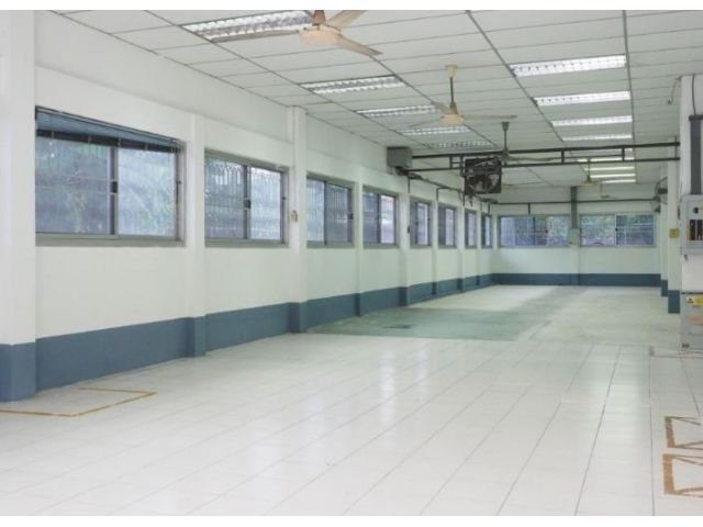 ให้เช่าโกดัง 150 ตรม ลาดพร้าว 101 แยก 42