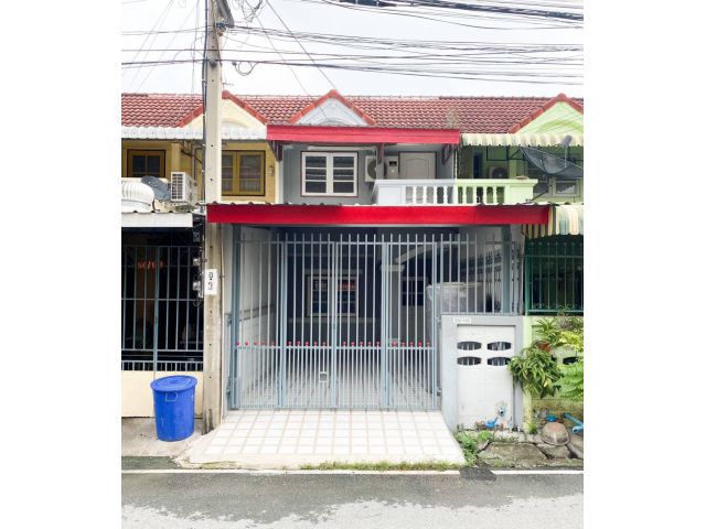 ขาย บ้านทาวน์เฮ้าส์ รีโนเวทใหม่ หมู่บ้าน บางใหญ่ซิตี้