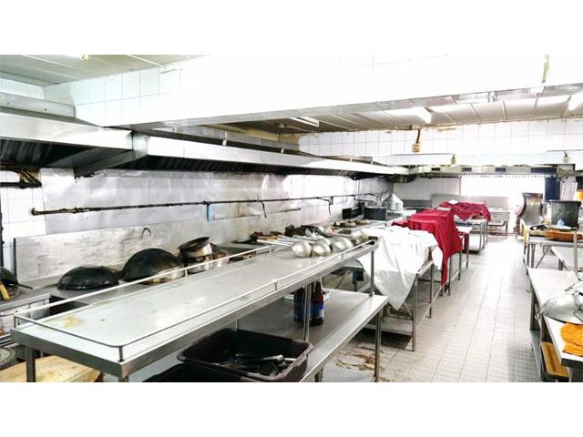 สุขุมวิท 6หน่วย คิงพาเวอร์ พัทยา 5ชั้น 1,900 ตรม.