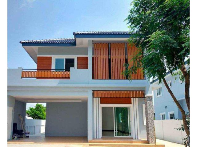 บ้านบ้านนอกโครงการ ขายบ้านเดี่ยวสองชั้น หลังใหญ่มาก บ้านใหม่เพิ่งสร้างเสร็จ ตำบลสันผักหวาน อำเภอหางดง จังหวัดเชียงใหม่ พ