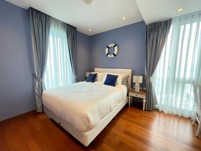 For rent The Palm wongamat beach Front Pattaya Luxury room 160Sq.m 4bed 2 living rooms)s03-1123)