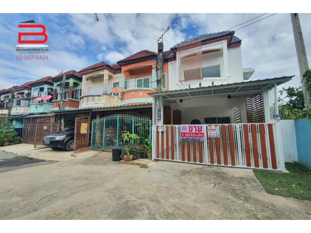 ขายทาวน์เฮาส์ หมู่บ้าน จินดาทาวน์ เนื้อที่ 21.7 ตรว. ถนนรามอินทรา เขตบางเขน