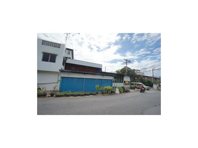 ให้เช่าอาคารคลังสินค้า 540 ตร.ม. พร้อมห้องอเนกประสงค์ ถนนเฉลิมพระเกียรติ ย่านสวนหลวง ร.9 ใกล้ทางด่วนมอเตอร์เวย์ (ADN537)