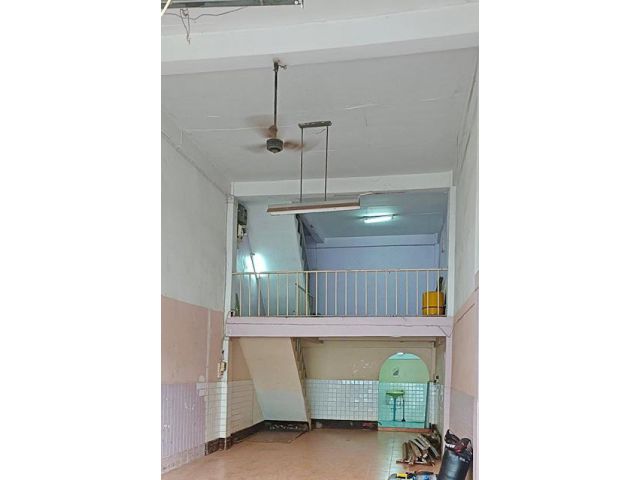 เสรีไทย5-15 รพ.เสรีรักษ์ อมอรินี อาคารพาณิชย์