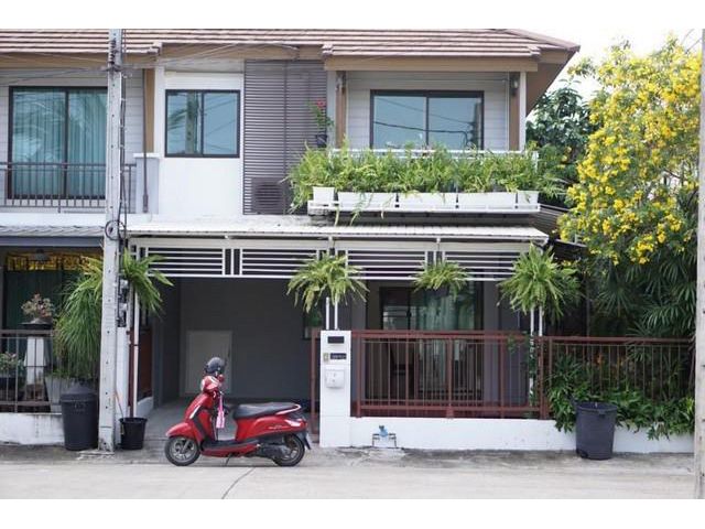 For Rent ทาวน์เฮาส์ หลังมุม พฤกษาวิลล์ 73 ซอยพัฒนาการ38 ใกล้ทางด่วน