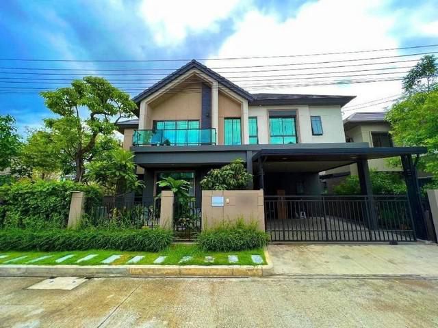 ขายบ้านบางกอก บูเลอวาร์ด แจ้งวัฒนะ 2 บิ้วทั้งหลัง