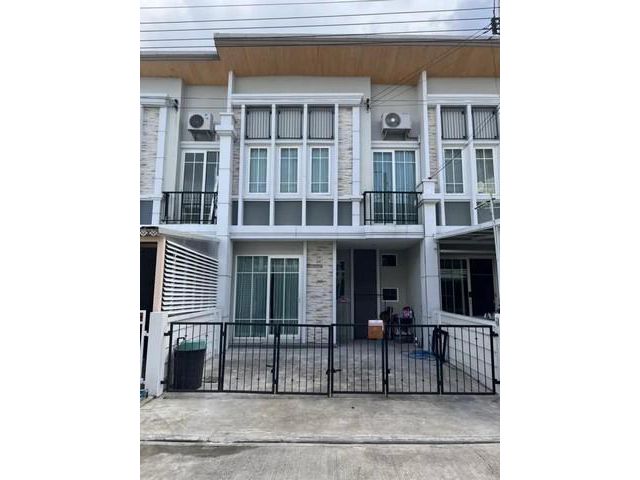 ทาวน์โฮม 2 ชั้น โกลเด้น ทาวน์ ๑ ลาดพร้าว - เกษตรนวมินทร์ นวมินทร์ 42