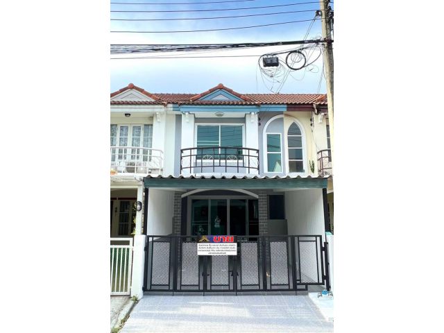 ทาวน์เฮ้าส์ 2 ชั้นถนนบ้านกล้วย - ไทรน้อย #หมู่บ้านสิรารมย์ หน้าบ้านหันทิศใต้ รีโนเวทใหม่ พร้อมอยู่ ใกล้อิเกียบางใหญ่