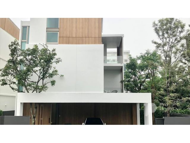 บ้านใหม่เอี่ยมหรูที่ VIVA พระราม 9 ขายและให้เช่า