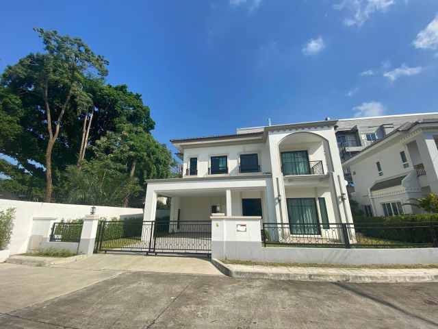 ขายบ้านเดี่ยว2ชั้นบ้านสวยหรูมากขายพร้อมเฟอร์นิเจอร์