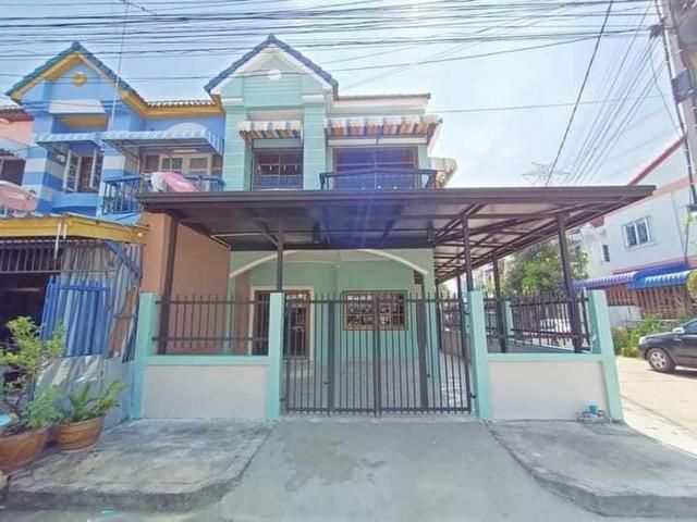 ขายบ้านทาวน์เฮ้าส์ บ้านศุภกร ติดถนนบางกรวย-ไทรน้อย