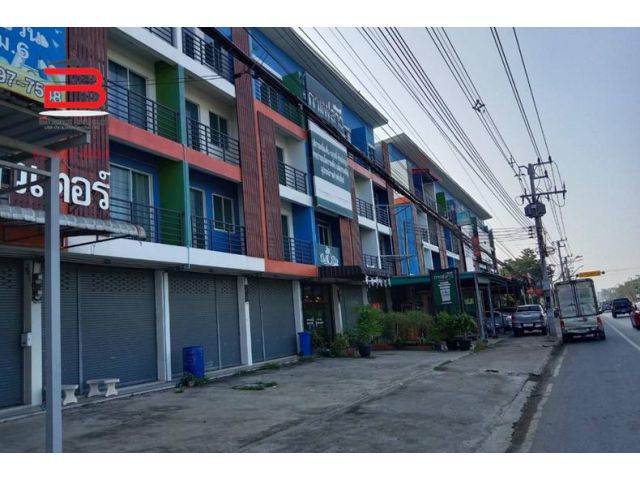อาคารพาณิชย์ ใกล้ร้านอาหารบ่อเงิน เนื้อที่ 17.5 ตรว. ถนนลำลูกกาคลอง 4 อ.ธัญบุรี จ.ปทุมธานี