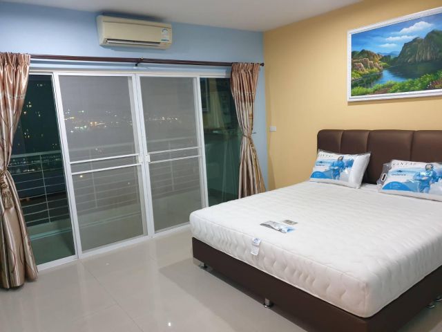 ขายคอนโด  AD Hyatt ชั้น 16 ห้องใหญ่  วิวทะเล  (S03-0744)