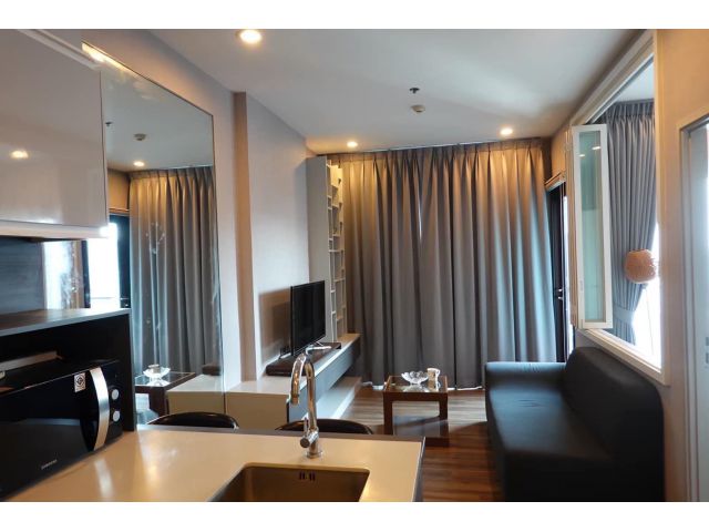 Wyne Sukhumvit for rent near BTS Phakanong 1 bedroom 1 bathroom 35 sqm. rental 15,500 baht/month