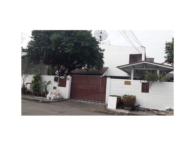 บ้านเดี่ยว หมู่บ้านผาสุก ถ.พัฒนาการ ประเวศ