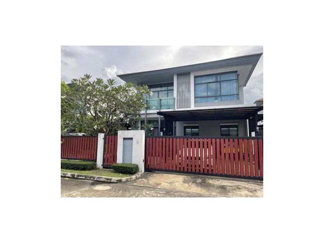 ให้เช่าบ้านเดี่ยว 2 ชั้น เศรษฐสิริ