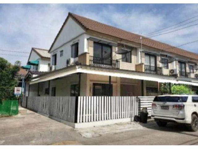 ให้เช่าและขาย ทาวน์โฮม2 ชั้น ซอยลาดกระบัง54