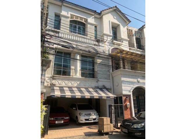 [H207]บ้านกลางเมือง ลาดพร้าว-โยธินพัฒนา