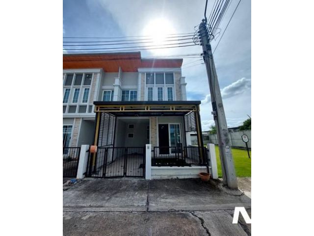 Listing; No.65121178 : ทาวน์เฮ้าส์ 2 ชั้น หลังริม บ้านหรู สไตล์อังกฤษ หมู่บ้านโกลเด้นทาวน์ พหลโยธิน - สะพานใหม่ ถ.พหลโยธิน เขตสายไหม