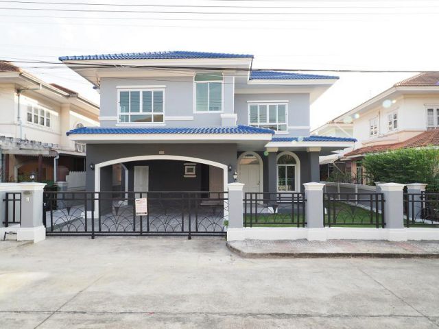 ขายแล้วค่ะ] บ้านเดี่ยว 2 ชั้น หมู่บ้าน ภัสสร1 ขนาด 61.9 ตร.ว. 5นอน 3น้ำ บ้านหลังใหญ่ สวยพรีเมี่ยม เต็มพื้นที่ ทำเลดี พร