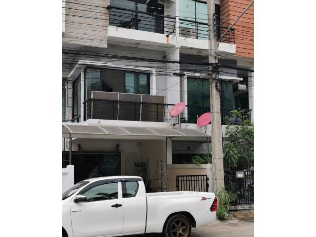 ขายทาวน์โฮม 3ชั้น รินรดาโอเรียนทอล สมุทรสาคร