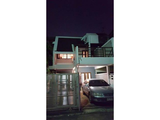 บ้านแฝด 2 ชั้น ซอยลาดพร้าว 26