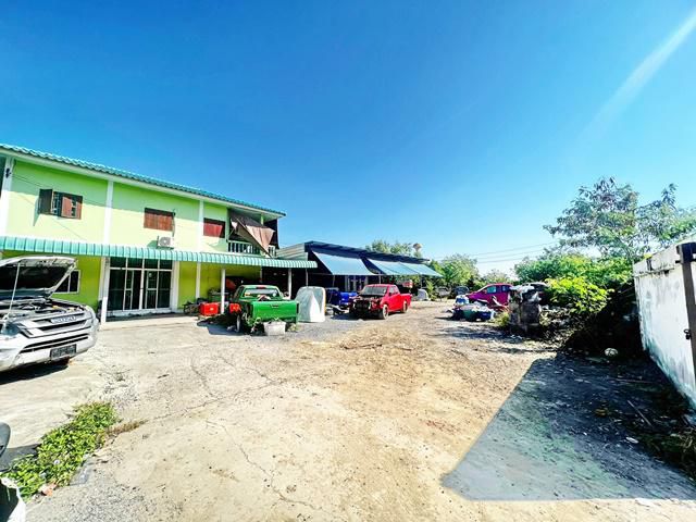 คลองหลวงโกดัง บ้านใหญ่ 2ชั้น 1ไร่ 25ตรว. คลองสี่