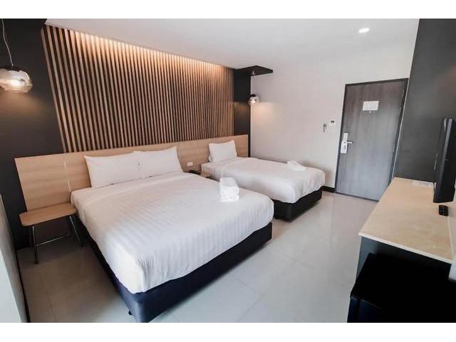 ขายโรงแรม 8ชั้น 77ห้อง ใกล้ MRTสุทธิสาร มีใบอนุญาต