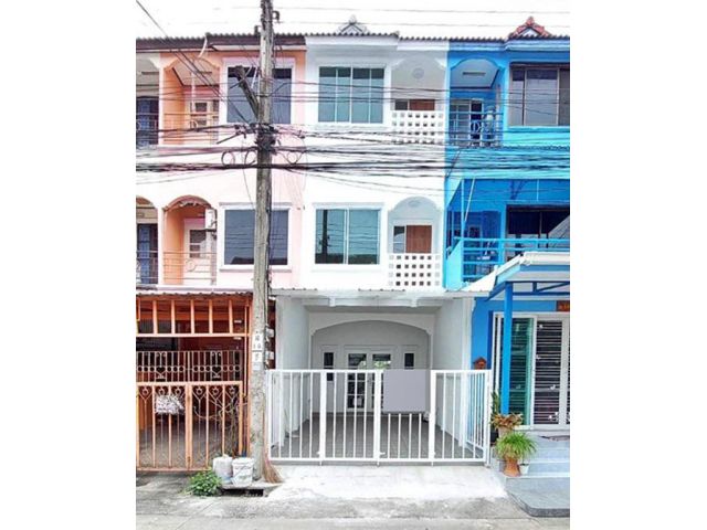 ขายทาวน์โฮม 3 ชั้น หมู่บ้าน สุภาวัลย์ หทัยราษฎร์6 ทำเลดี ติดถนนใหญ่ รีโนเวทตกเเต่งใหม่ ใกล้รถไฟฟ้าสถานีมีนบุรี - 05792