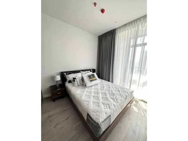 CRB1217 Rhythm Ekkamai estate Brand New condo