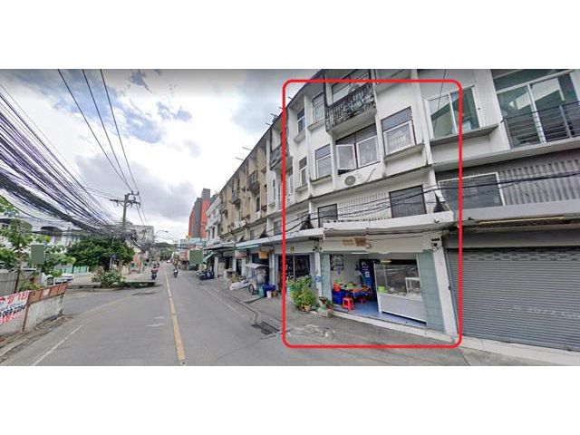 ตลาดโชคชัย4 ลาดพร้าว 40-50 36 ตรว. 3.5ชั้น 36 ตรว