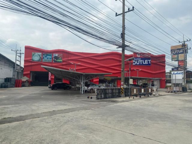 ให้เช่าที่ดินพร้อมสิ่งปลูกสร้าง (พื้นที่ 3,000 ตร.ม.) ขนาดที่ดิน 3-2-50 ไร่ ใกล้มหาลัยศรีปทุม วิทยาเขตชลบุรี