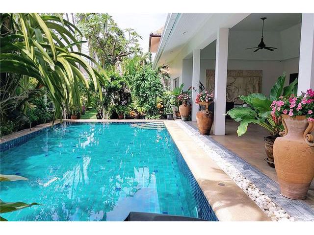 ขาย - บ้านเดี่ยว 3 ห้องนอน C'est Palai Village