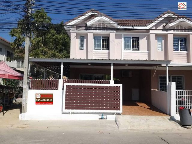 ทาวน์เฮ้าส์ 2 ชั้น พื้นที่ 24 ตร.ว. หลังมุม ตกแต่งสวยพร้อมอยู่  ทำเลดี หลังตลาดบางใหญ่ #หมู่บ้านพฤกษา49/1