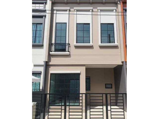 ให้เช่าทาวน์โฮม สิริเพลส บางนา สุวรรณภูมิลาดกระบัง