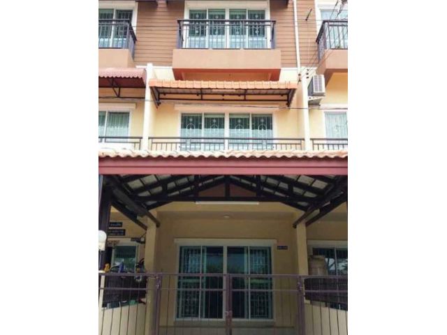ให้เช่าทาวน์โฮม3ชั้น ซอยพหลโยธิน52 ย่านสะพานใหม่
