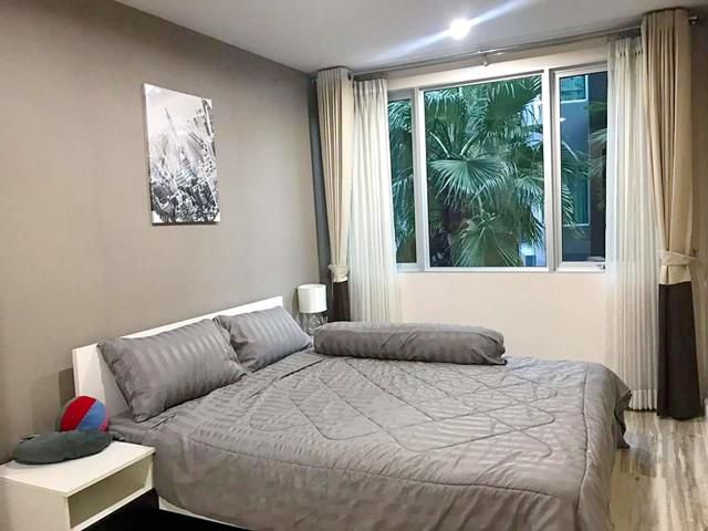 ห้องใหญ่มาก  วิวสระน้ำ ตึกD  2FL.ถูกสุดเฟอร์ครบ