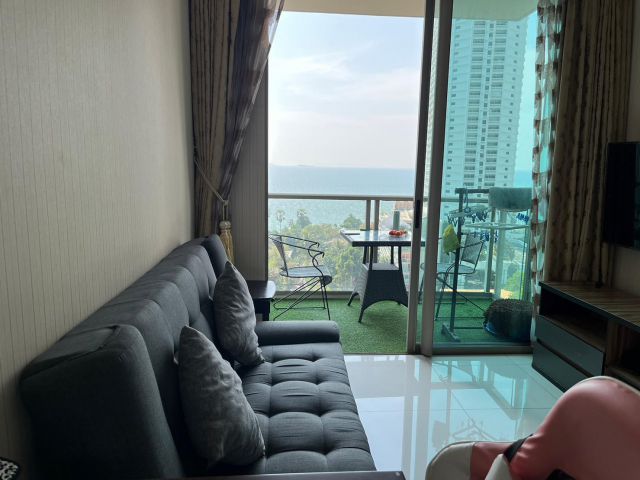 ขายและให้เช่าคอนโด Riviera Wongamat