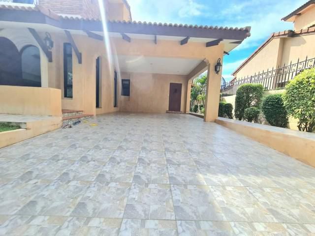 ขาย วิลล่า ในโครงการ Le Beach Home Bang Saray