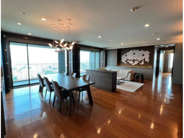 ให้เช่าคอนโด Penthouse หรู โครงการ The Parco สาทร