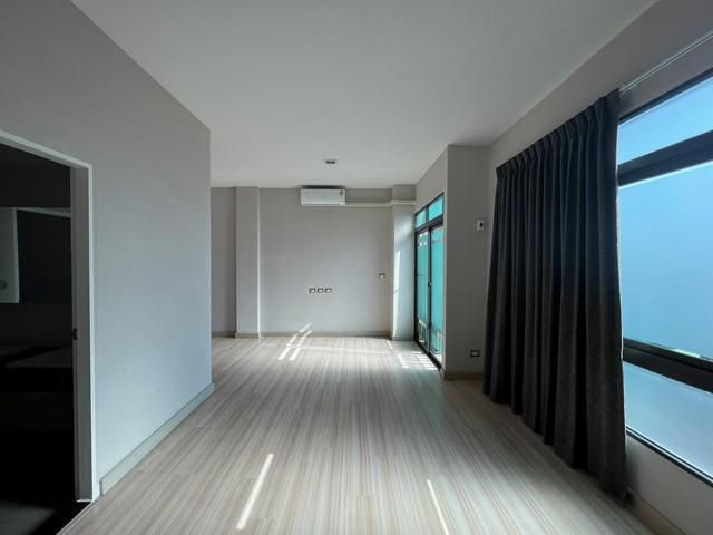 ให้เช่าและขายโฮมออฟฟิศ 4 ชั้น Uptown สาธุประดิษฐ์