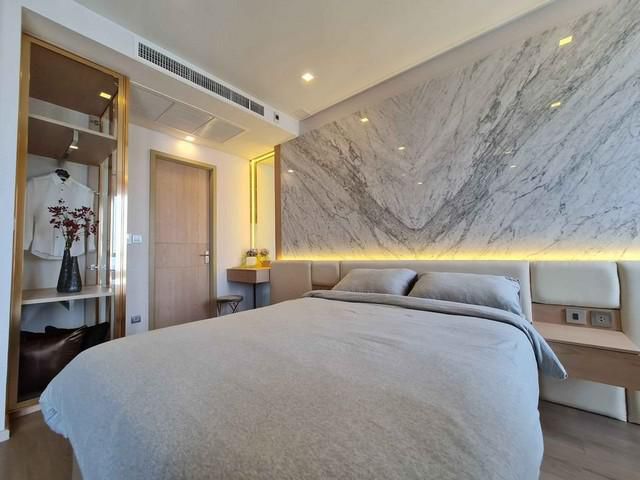 CRB1363 For rent Ashton Asoke