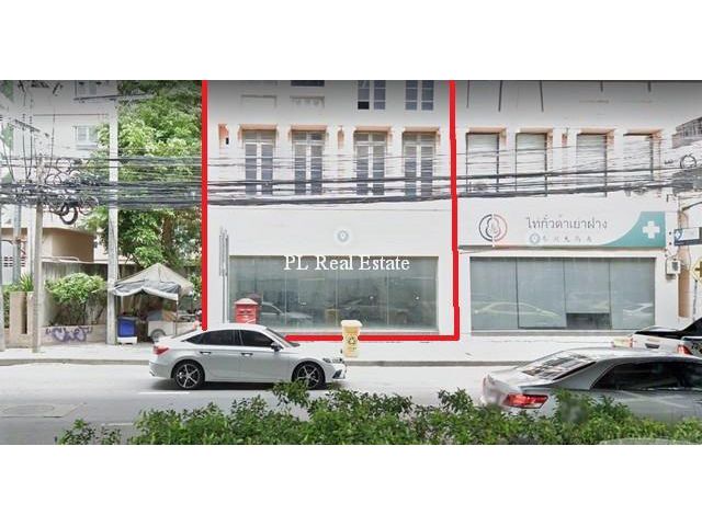 ให้เช่าอาคาร 4 ชั้น 446 ตรม พระราม 9  ใกล้แยก อสมท