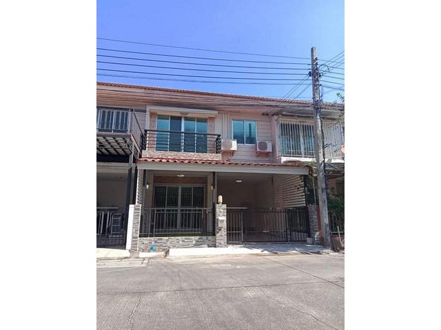 ขายทาวน์โฮมThe Villa รัตนาธิเบศร์ใกล้รถไฟฟ้าสีม่วง