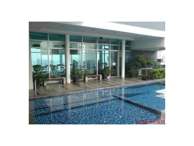 Life @ Sathorn 10 2 Bedroom
